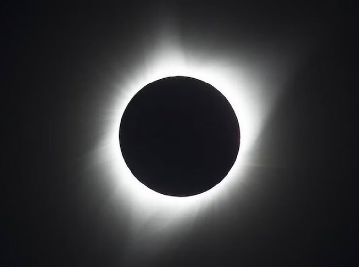 Eclissi totale di sole America