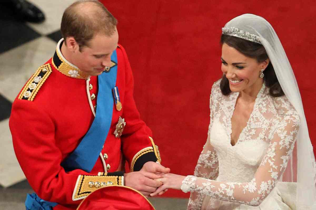 Kate Middleton e William: all’asta a Parigi un loro souvenir