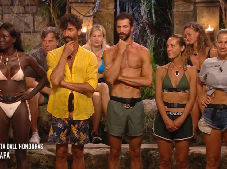 Isola dei Famosi nominati Khady Gueye, Samuel Peron, Artur Peron, Valentina Vezzali e Alvina Verecondi Scortecci