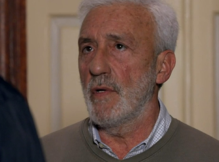 Un Posto al Sole Raffaele si licenzia?