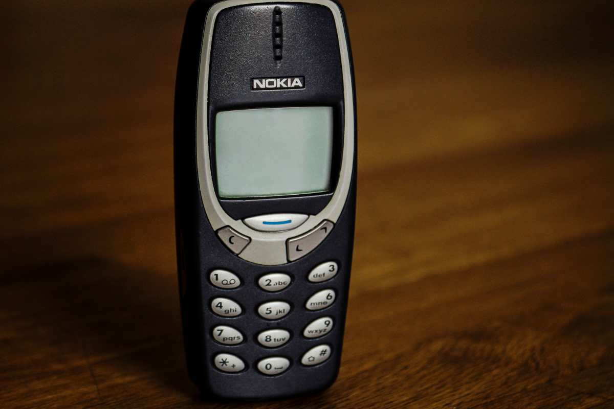 Quel vecchio cellulare che credevi inutile oggi può farti diventare milionario