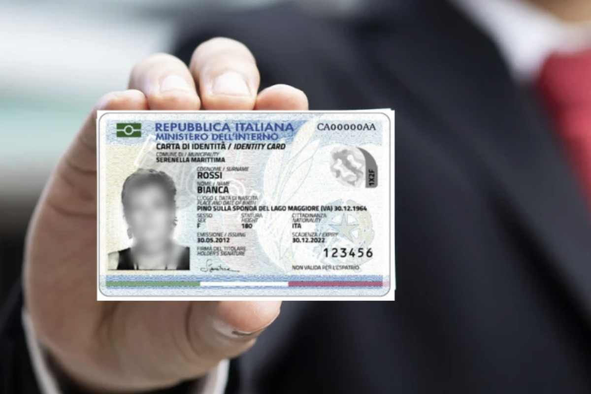Non va dimenticato che viaggiare senza passaporto all’interno dell’Europa è ormai la norma grazie alla libertà di circolazione nell’Unione Europea