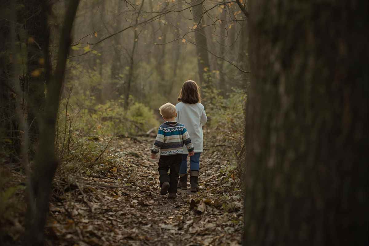 Famiglia nel bosco, bimbi allontanati