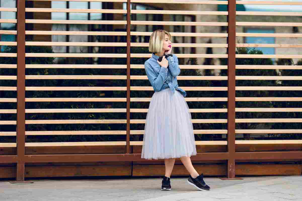 Gonne, maglioni e scarpe giuste