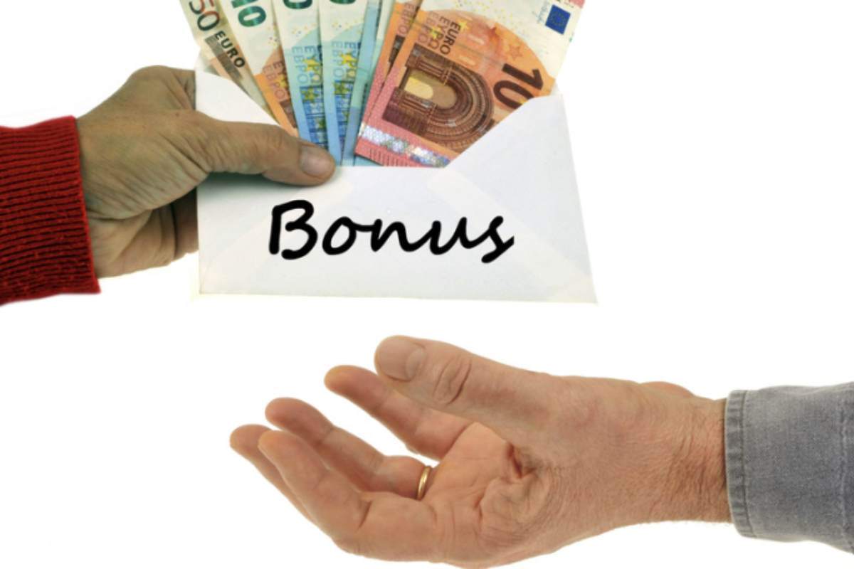 L’insieme degli emendamenti alla manovra 2026 riflette la complessità delle sfide economiche e sociali attuali. Il bonus tombe