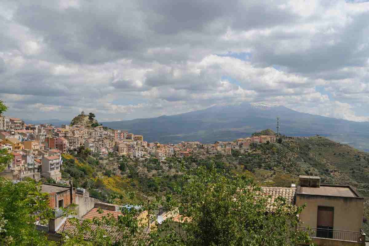 centuripe: il balcone della sicilia ai piedi dell'etna