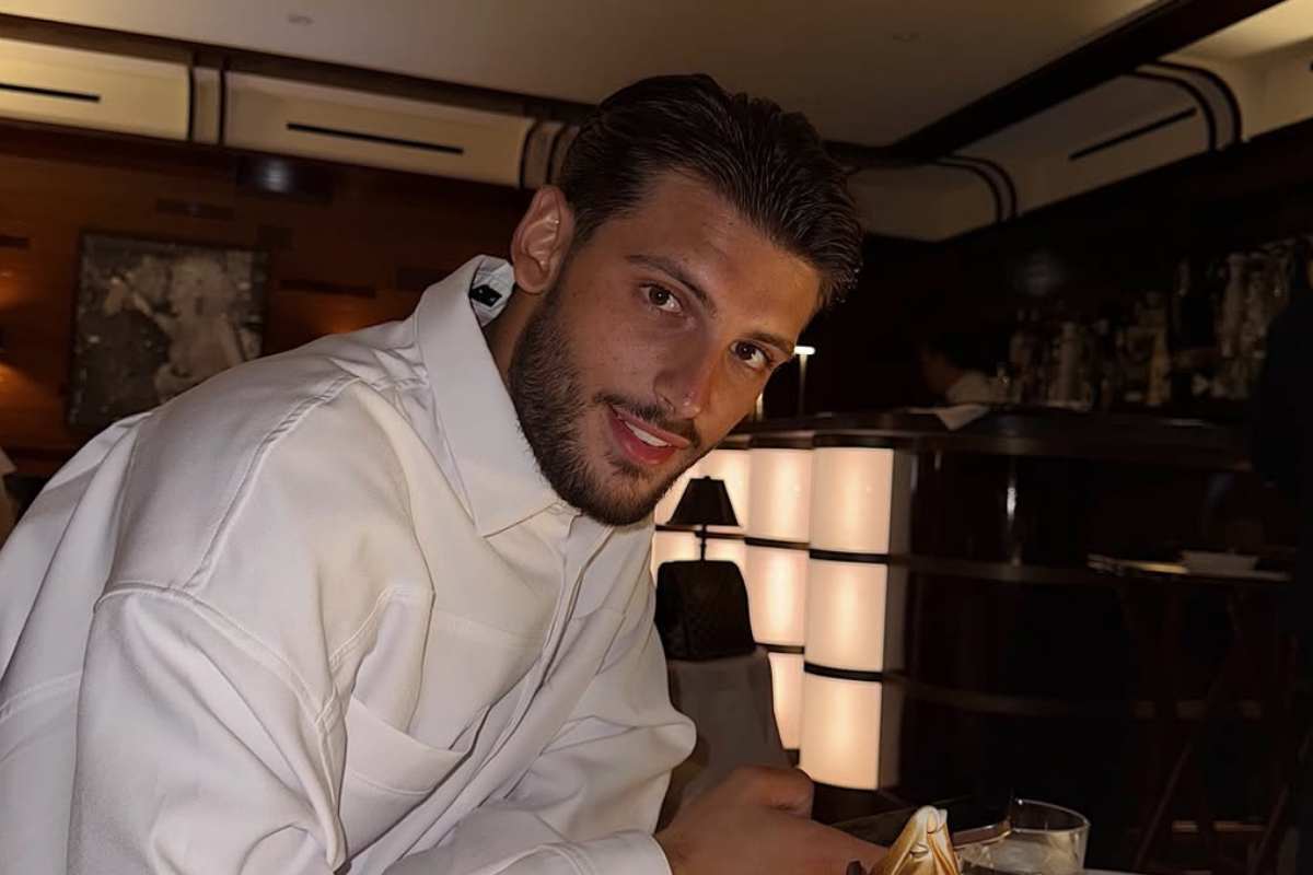 Uomini e Donne, Ciro Solimeno neo laureato