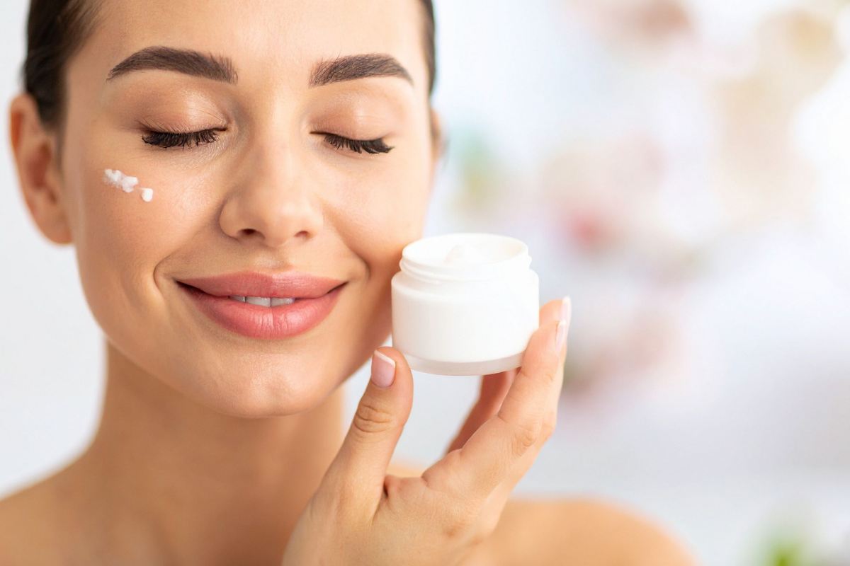 Sono queste le 5 creme antirughe a meno di 15 euro