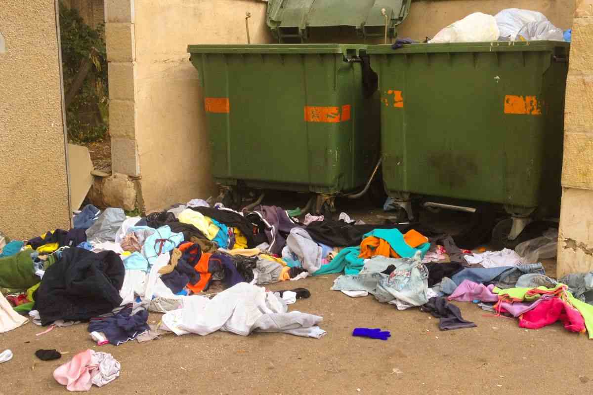 Se butti questi nella spazzatura rischi una multa