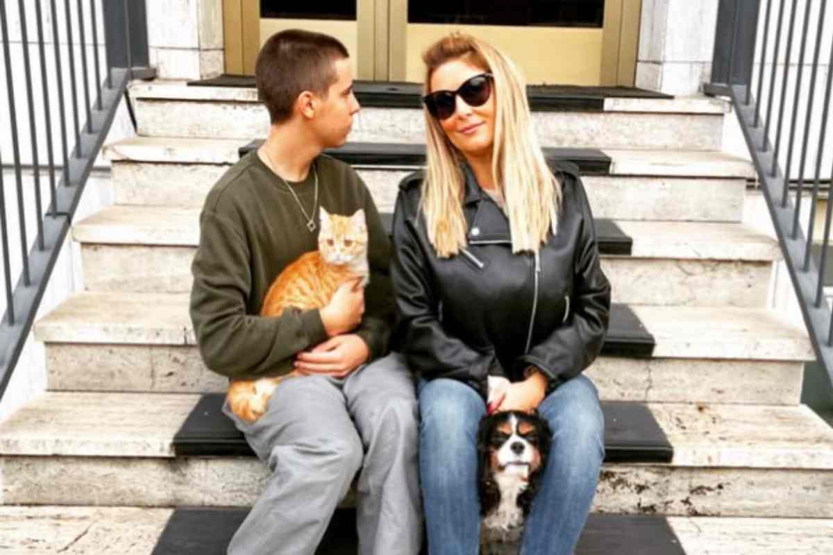 selvaggio lucarelli figlio chi è