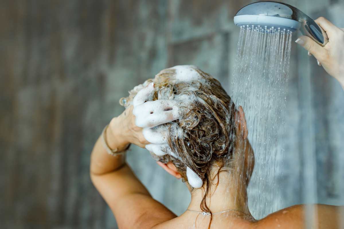 Shampoo tutti i giorni, si o no?