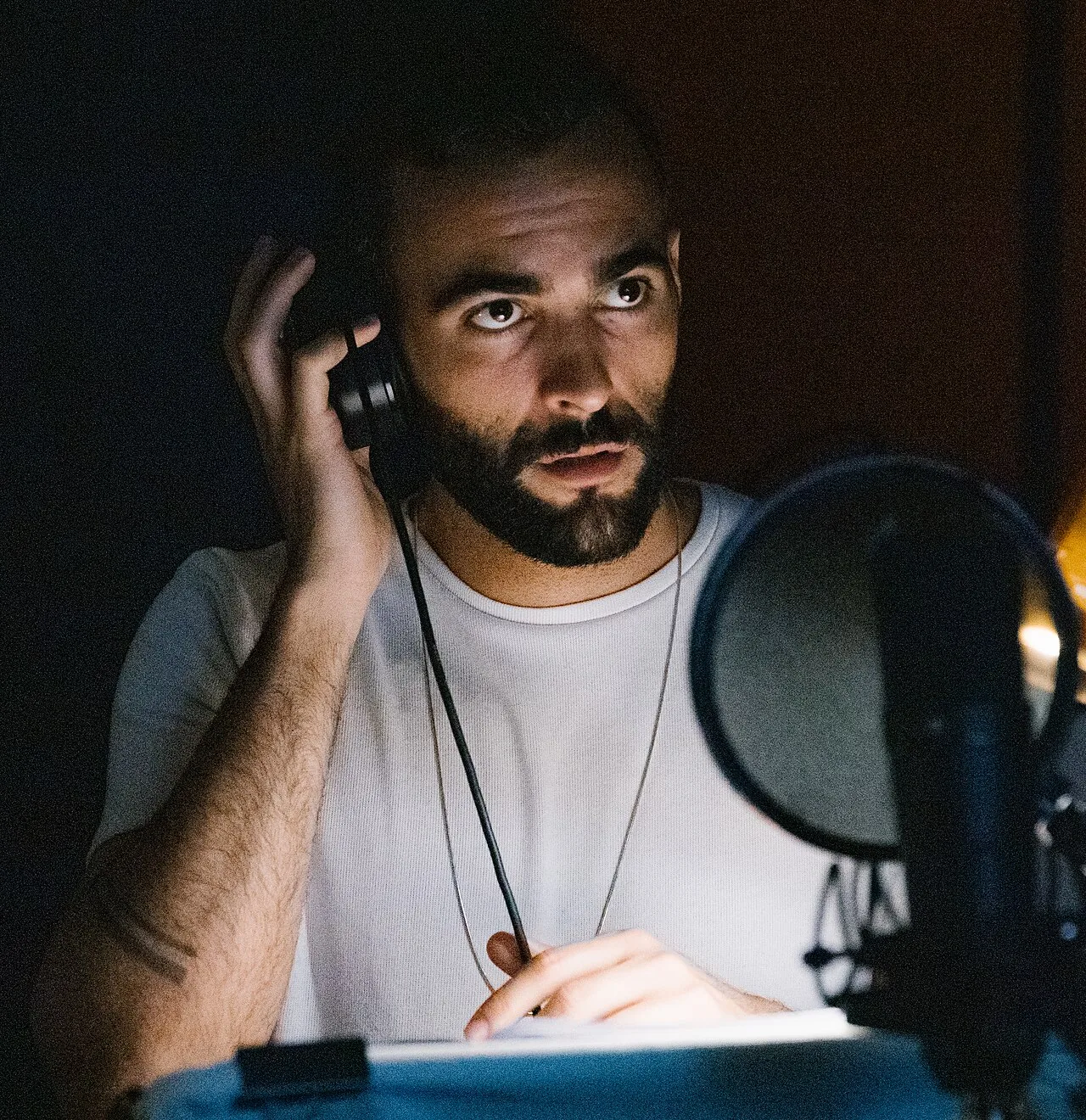 Marco Mengoni torna con Giornate perse: il nuovo singolo nato da un periodo difficile
